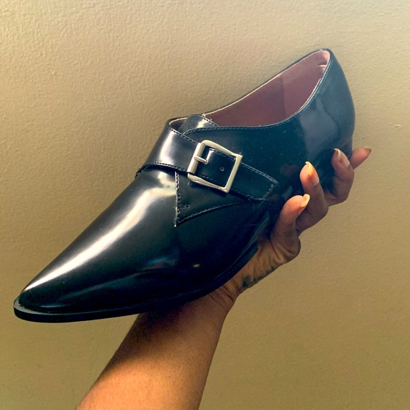 Classic black shoes - Picture 1 of 4